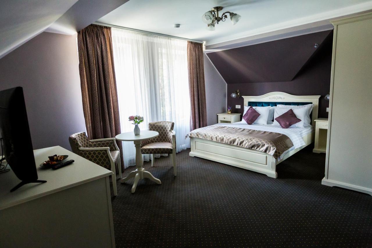 Royal Inn Busteni-Adults Only Kültér fotó