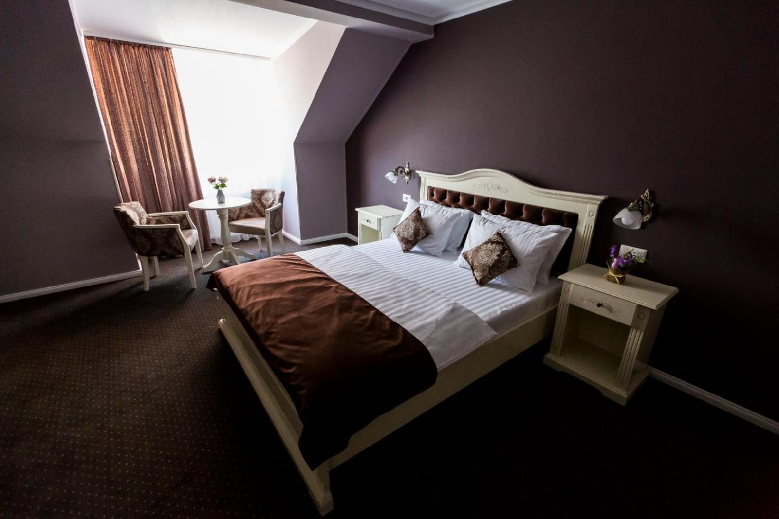 Royal Inn Busteni-Adults Only Kültér fotó